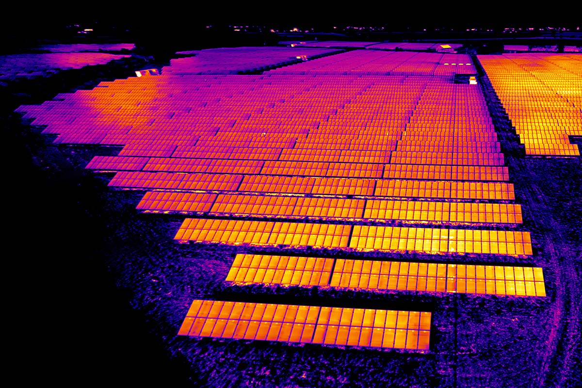 Mapping Drone Untuk Potensi Surya: Survei Udara Untuk Pengukuran Energi Terbarukan